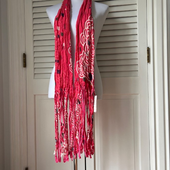 Free People Scarf - Picture 3 of 7